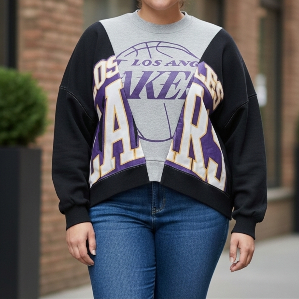 NBA Los Angeles Lakers/women's/crop top sweatshirt/Grayand black color/plus Size